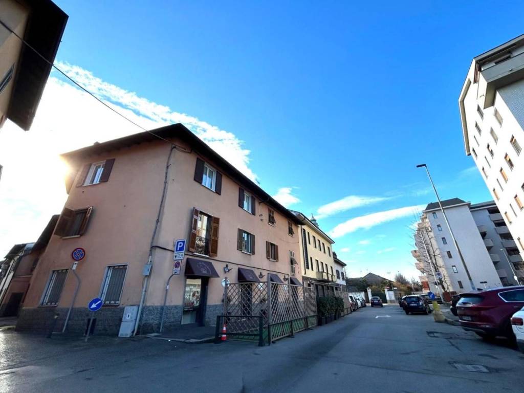 appartamento in vendita a Bollate