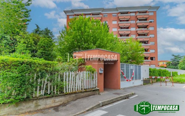 appartamento in vendita a Bollate