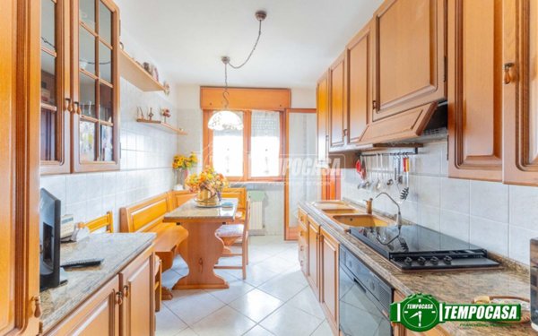 appartamento in vendita a Bollate