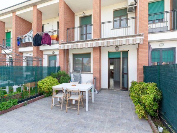 casa indipendente in vendita a Bollate in zona Cassina Nuova