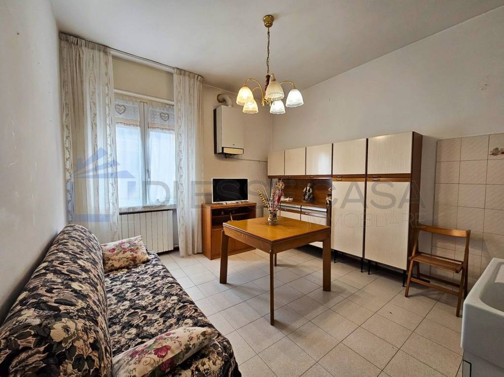 appartamento in vendita a Bollate in zona Cassina Nuova