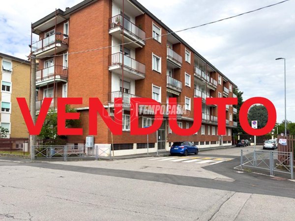 appartamento in vendita a Bollate in zona Cassina Nuova