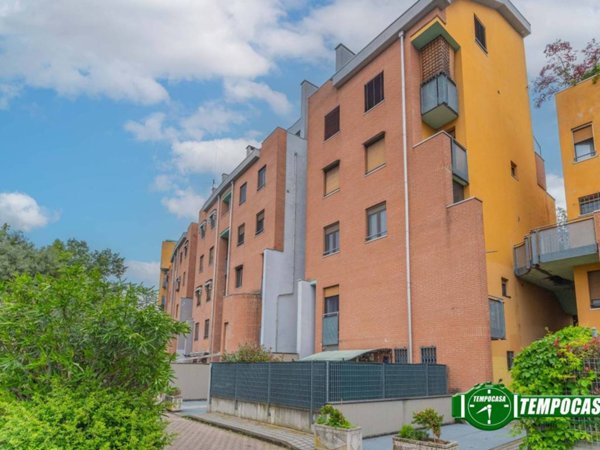 appartamento in vendita a Bollate