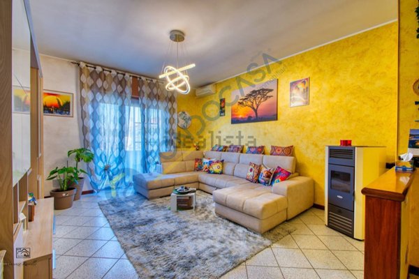 appartamento in vendita a Bollate