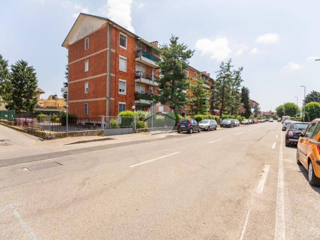 appartamento in vendita a Bollate