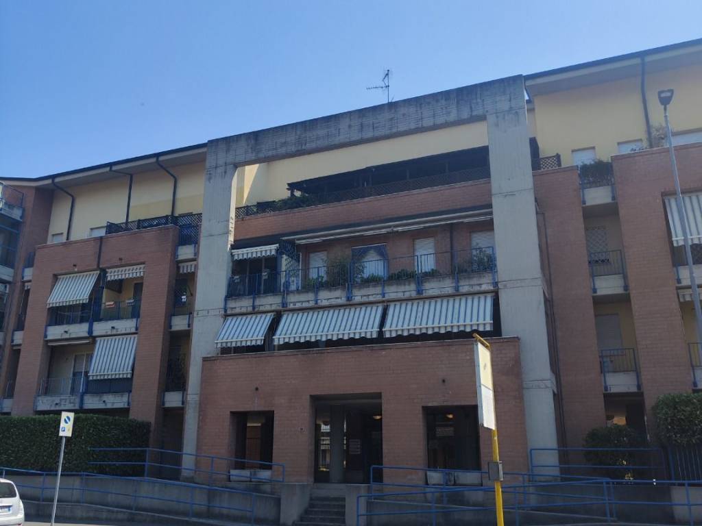 appartamento in vendita a Bollate