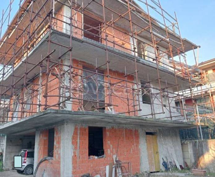 casa indipendente in vendita a Bollate