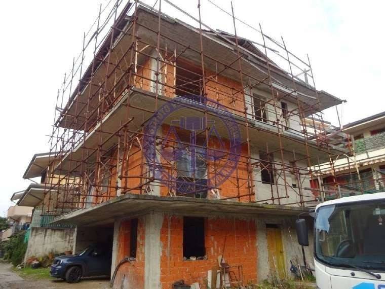 casa indipendente in vendita a Bollate