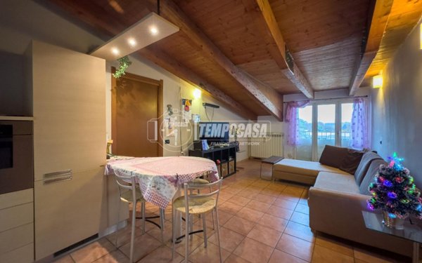 appartamento in vendita a Bollate in zona Cassina Nuova