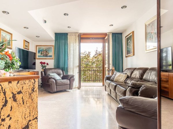 appartamento in vendita a Bollate in zona Cassina Nuova