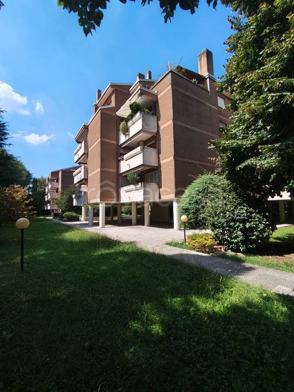appartamento in vendita a Bollate