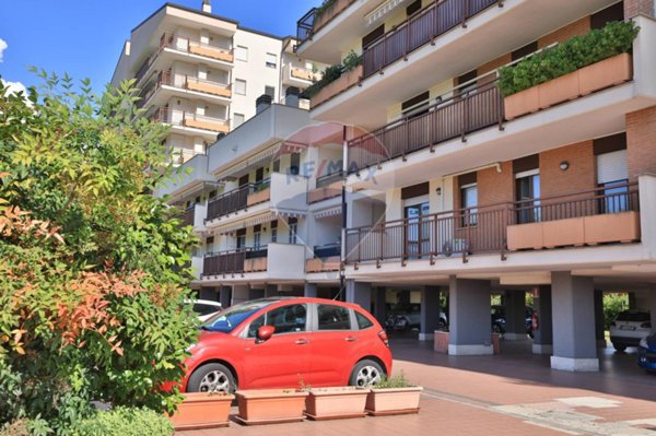 appartamento in vendita a Bollate