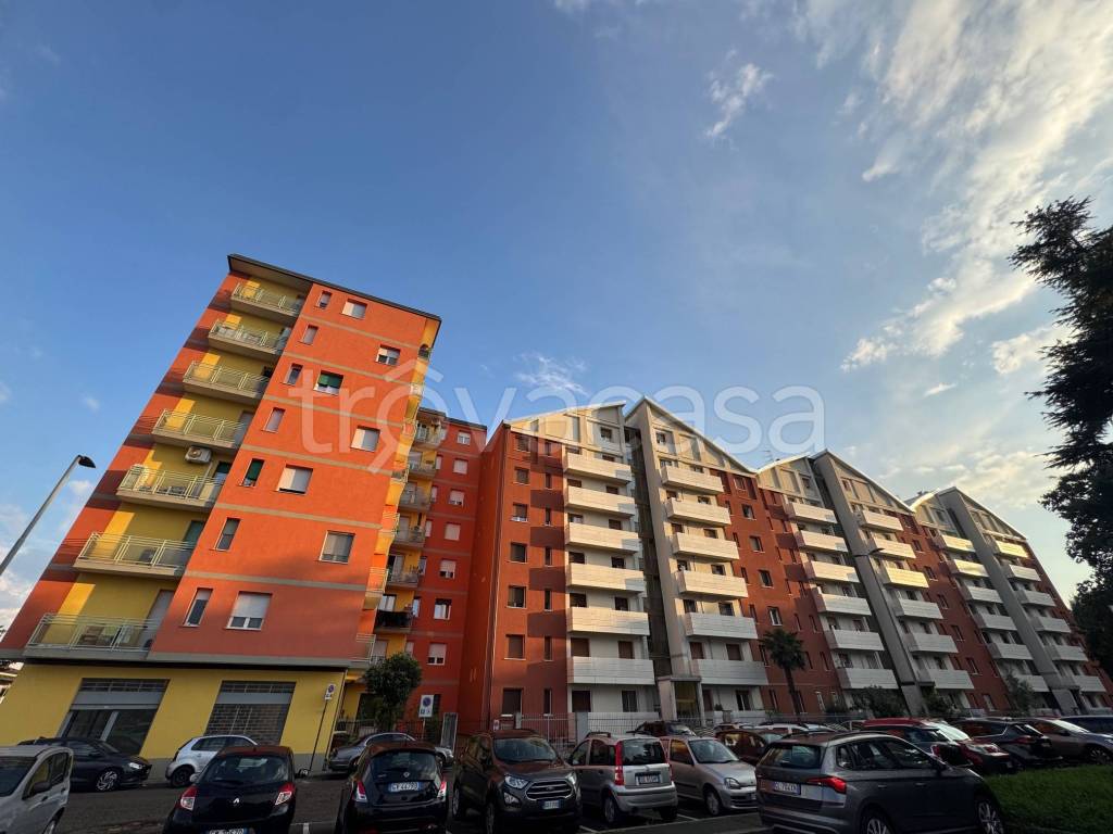 appartamento in vendita a Bollate in zona Ospiate