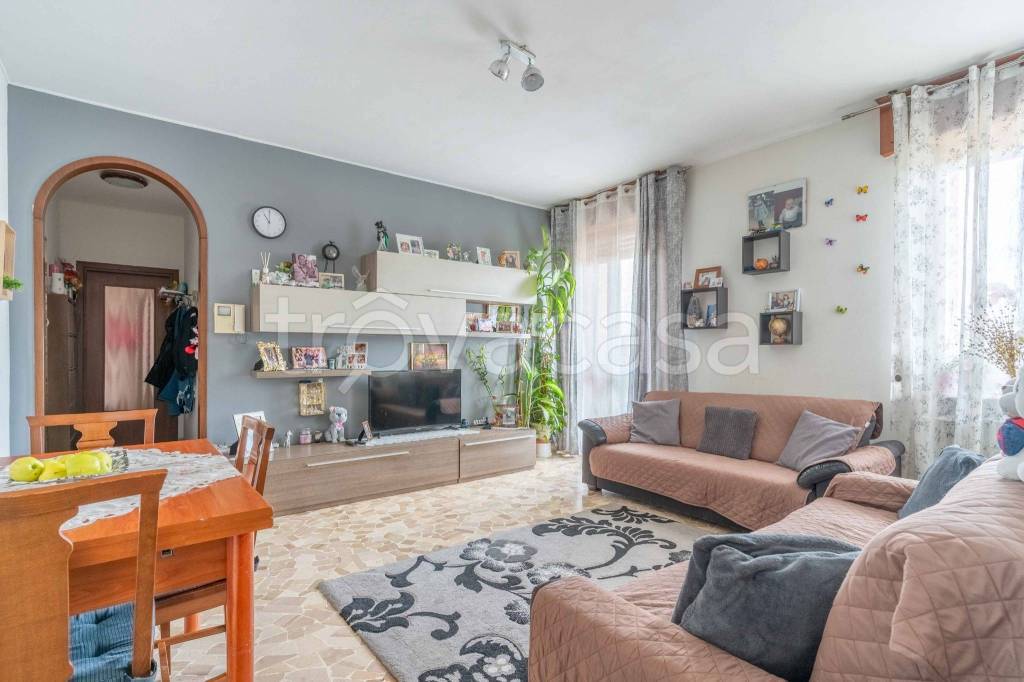 appartamento in vendita a Bollate