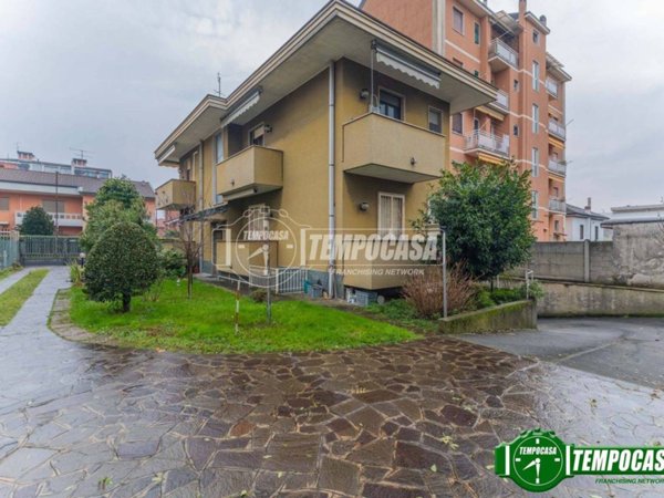 appartamento in vendita a Bollate