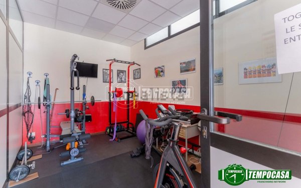 ufficio in vendita a Bollate in zona Ospiate