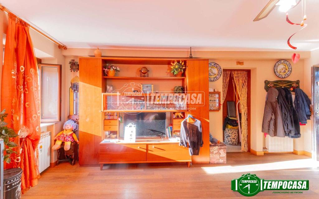 appartamento in vendita a Bollate in zona Ospiate