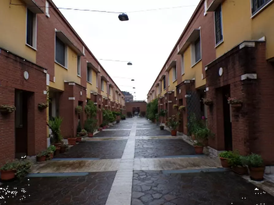 casa indipendente in vendita a Bollate
