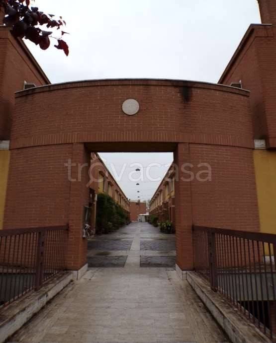 casa indipendente in vendita a Bollate