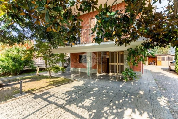 appartamento in vendita a Bollate