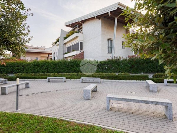 appartamento in vendita a Bollate