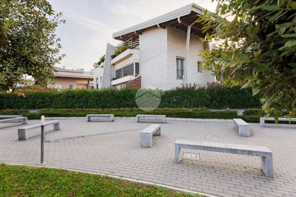 appartamento in vendita a Bollate