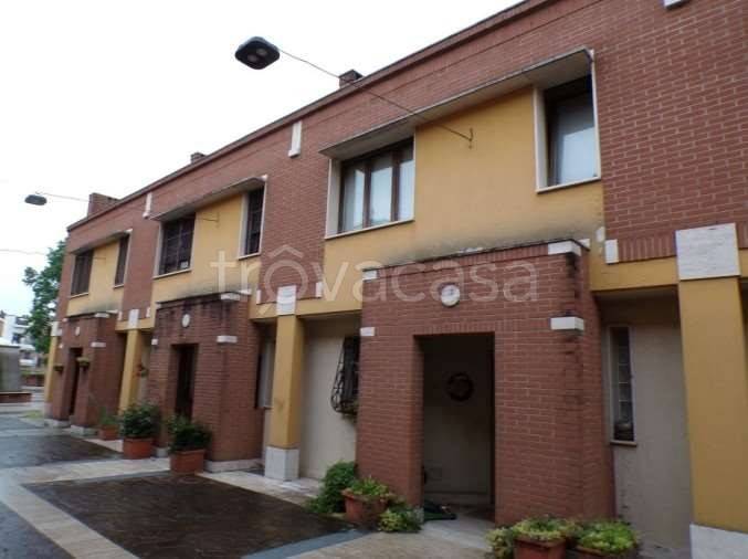 casa indipendente in vendita a Bollate