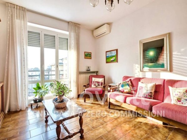 appartamento in vendita a Bollate in zona Cassina Nuova