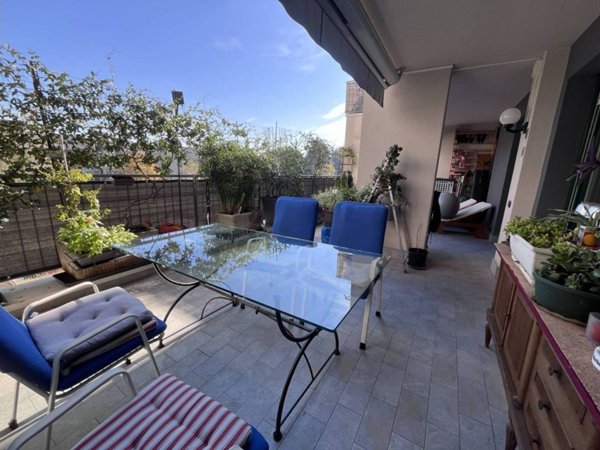 appartamento in vendita a Bollate in zona Cassina Nuova