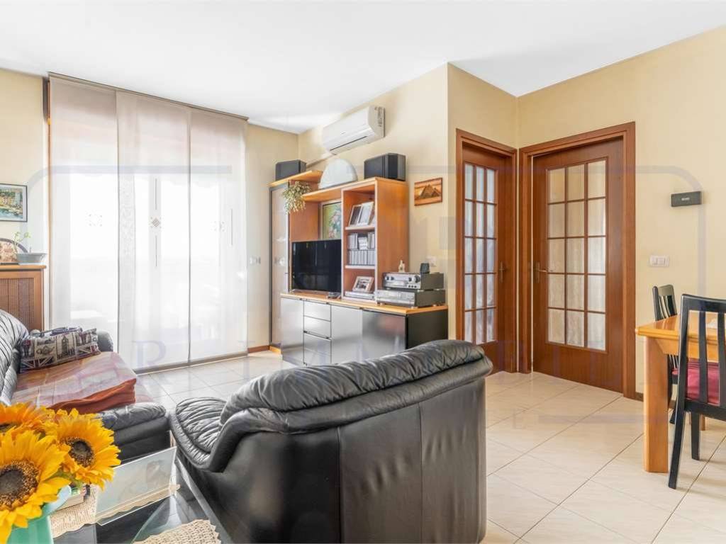 appartamento in vendita a Bollate
