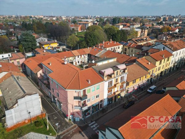 appartamento in vendita a Bollate in zona Cassina Nuova