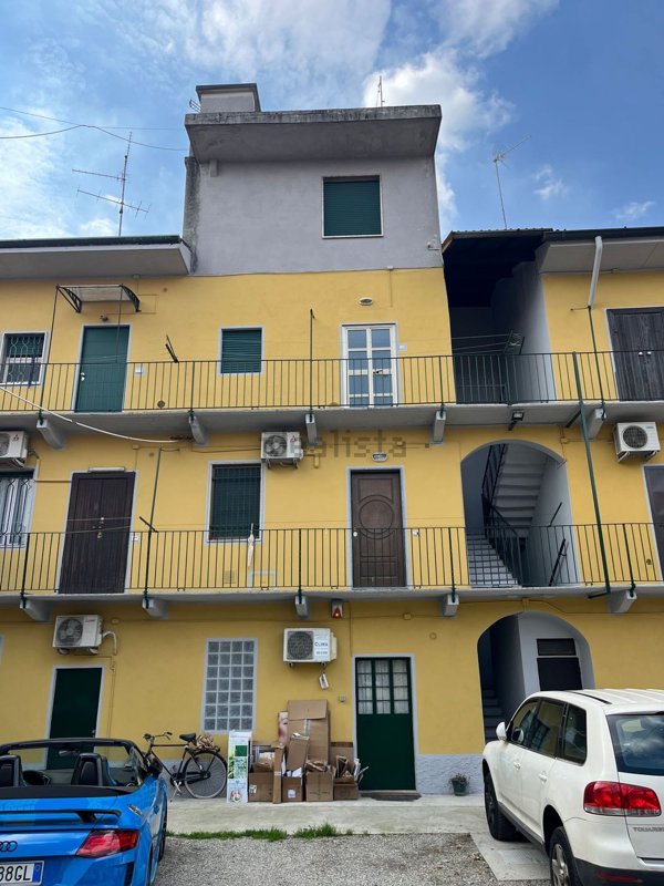 appartamento in vendita a Bollate