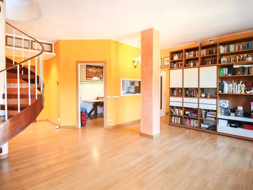 appartamento in vendita a Bollate