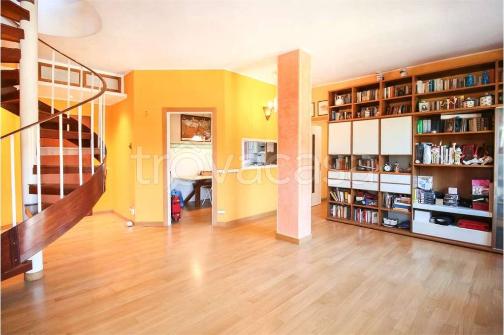 appartamento in vendita a Bollate