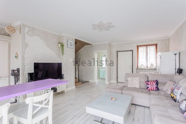 casa indipendente in vendita a Bollate