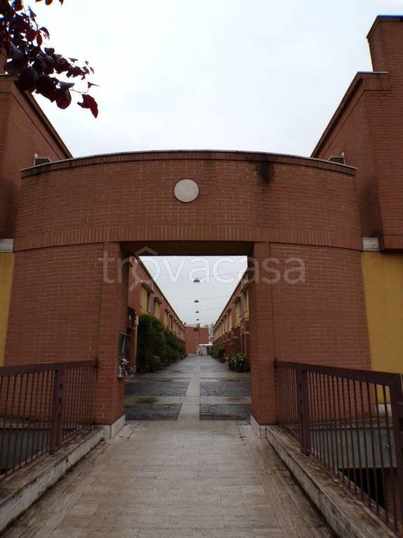 casa indipendente in vendita a Bollate