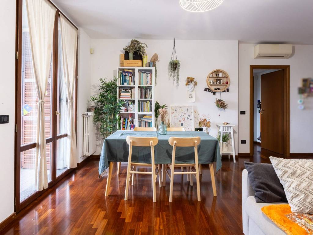 appartamento in vendita a Bollate