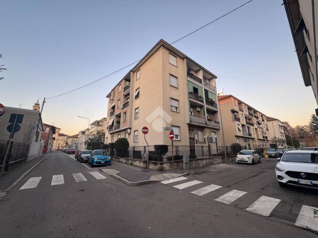 appartamento in vendita a Bollate