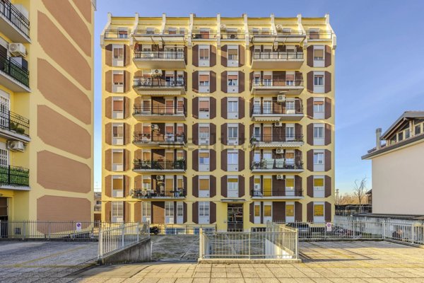 appartamento in vendita a Bollate