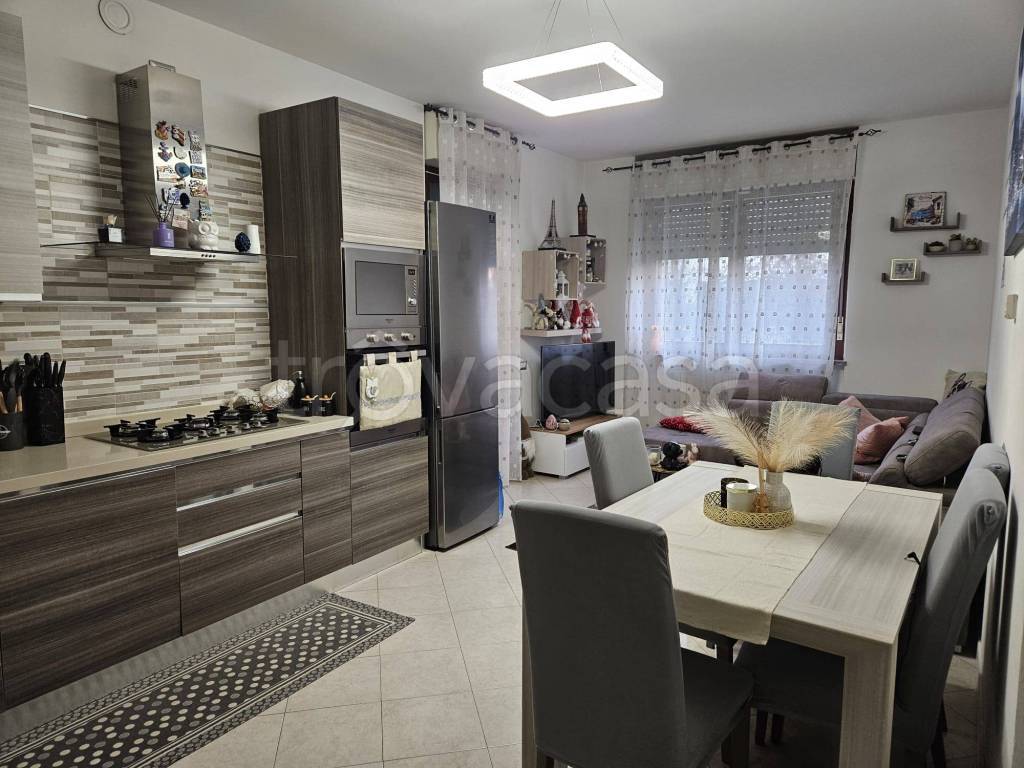 appartamento in vendita a Bollate