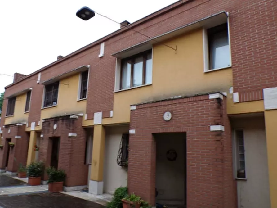 casa indipendente in vendita a Bollate