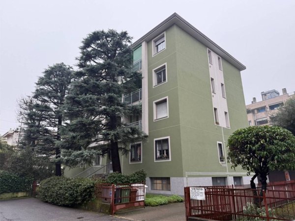 appartamento in vendita a Bollate
