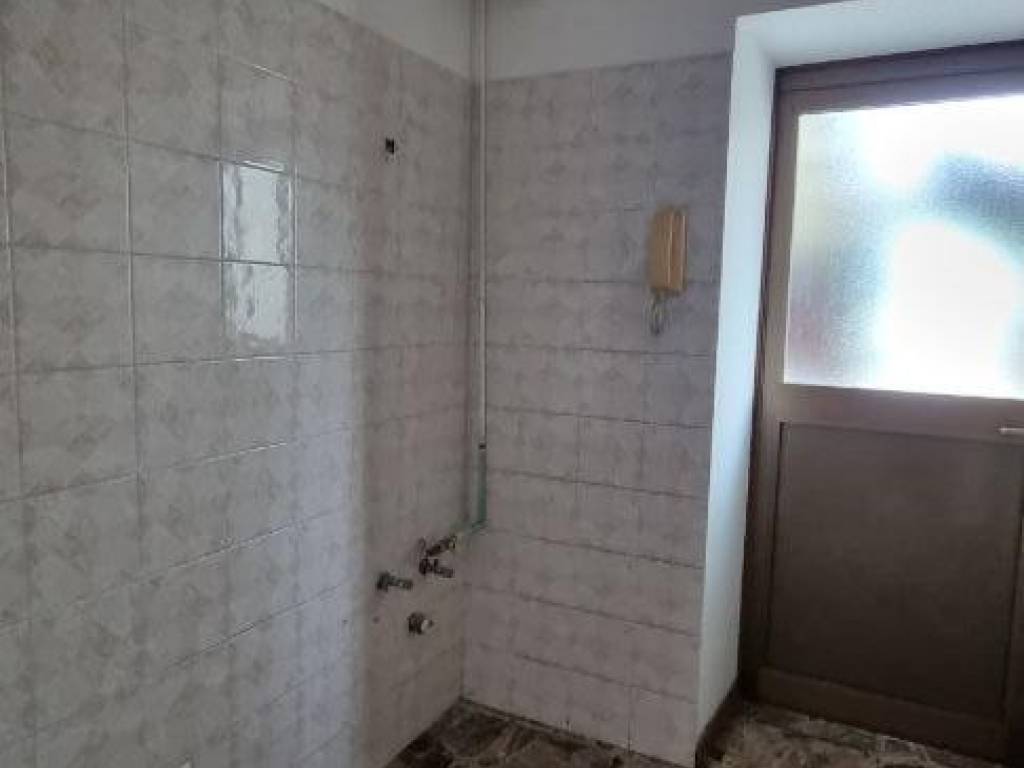 appartamento in vendita a Bollate in zona Cassina Nuova