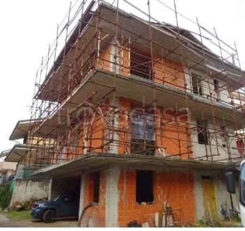 casa indipendente in vendita a Bollate