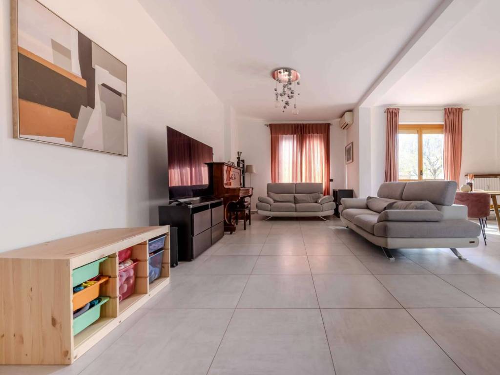 appartamento in vendita a Bollate