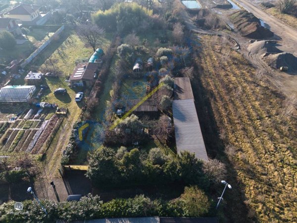 locale commerciale in vendita a Bollate in zona Cassina Nuova