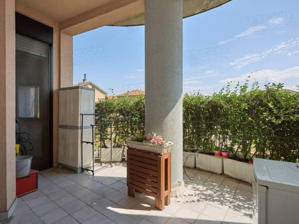 appartamento in vendita a Bollate in zona Cassina Nuova