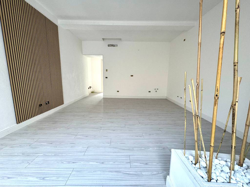 appartamento in vendita a Bollate in zona Cassina Nuova