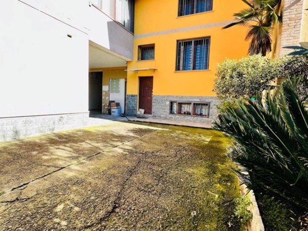 appartamento in vendita a Bollate