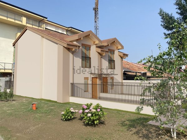 appartamento in vendita a Bollate